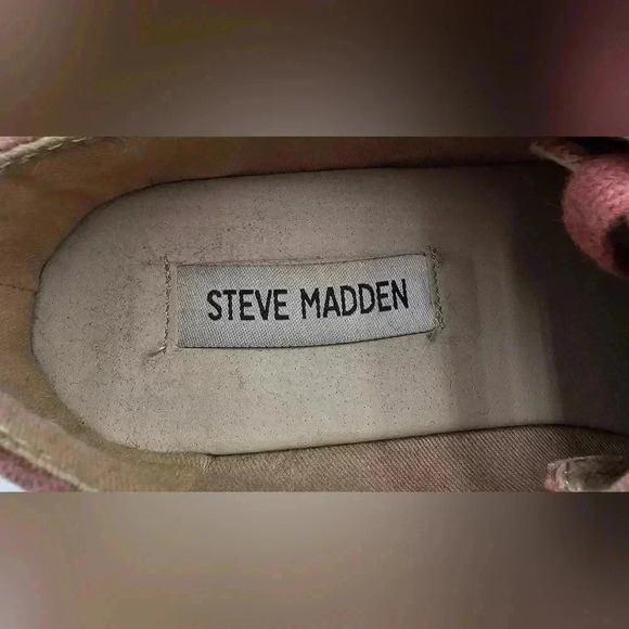 Steve Madden Womens Size 7 Pink Korrie Velour Chunky Sneakers - Picture 5 of 7